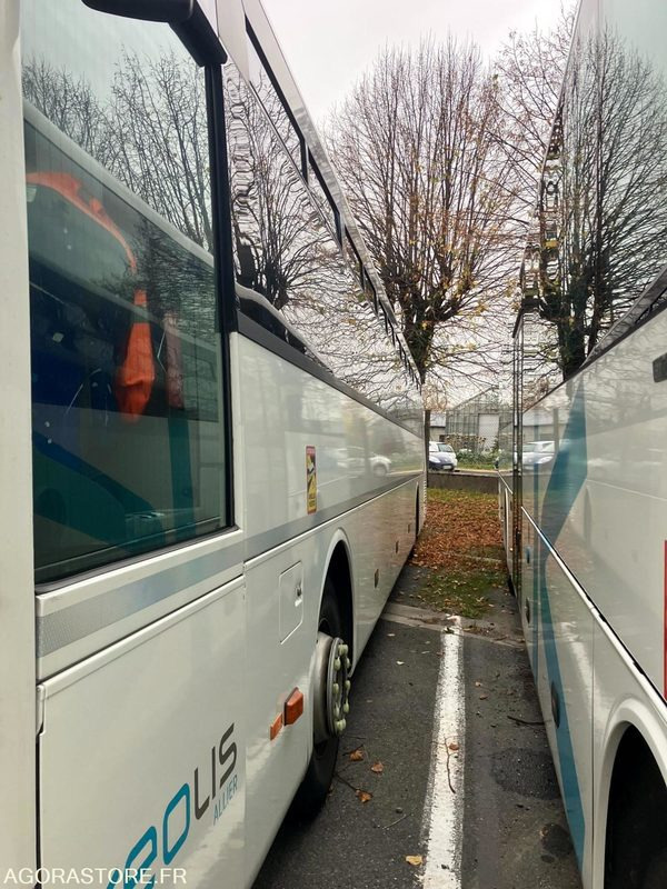 MERCEDES INTOURO 13m N°093371 - Bus scolaire: photos 3 MERCEDES INTOURO 13m N°093371 - Bus scolaire: photos 3