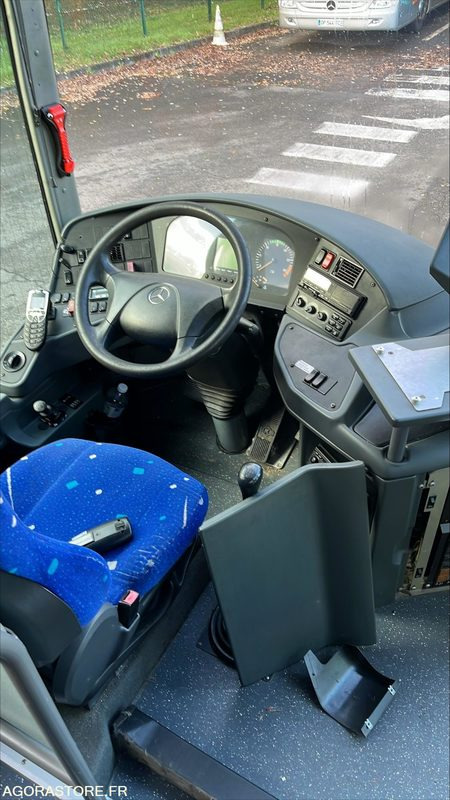 MERCEDES INTOURO N°083254 - Bus scolaire: photos 5 MERCEDES INTOURO N°083254 - Bus scolaire: photos 5