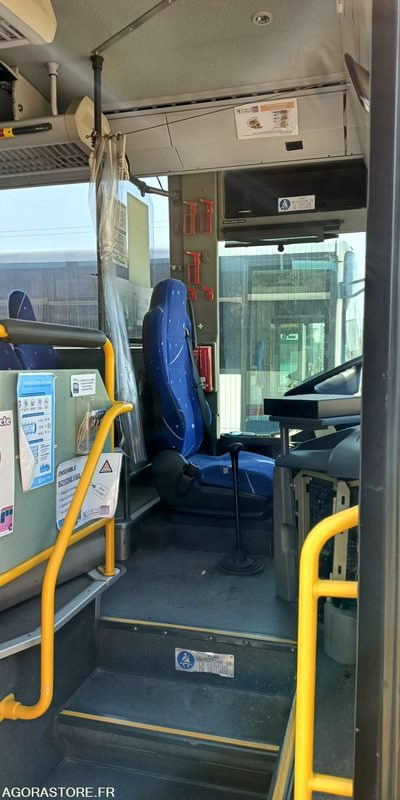 MERCEDES INTOURO N°093029 - Minibus, Transport de personnes: photos 2 MERCEDES INTOURO N°093029 - Minibus, Transport de personnes: photos 2