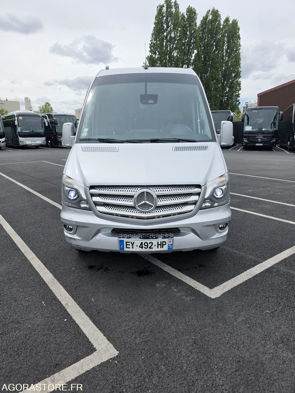 MERCEDES SPRINTER TOURISME 19+1+1 VIP - 2018 - 180 000 km - Autocar: photos 4 MERCEDES SPRINTER TOURISME 19+1+1 VIP - 2018 - 180 000 km - Autocar: photos 4