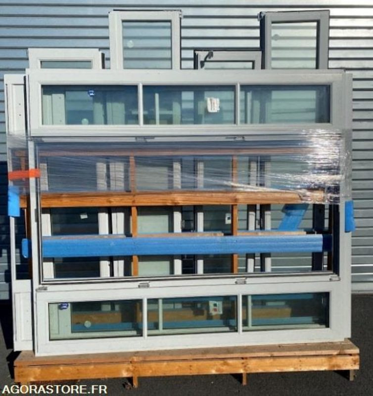 Menuiseries bois DE LA ROSA - Outil/ Équipement: photos 5 Menuiseries bois DE LA ROSA - Outil/ Équipement: photos 5