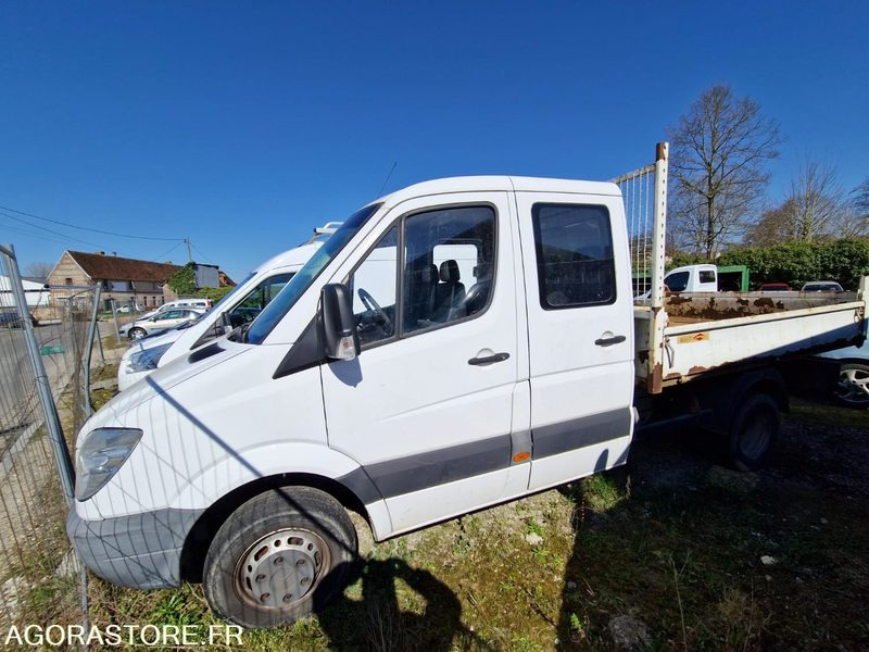 Mercedes Sprinter - BD758EY - 165055km - 2010 - Utilitaire benne: photos 1 Mercedes Sprinter - BD758EY - 165055km - 2010 - Utilitaire benne: photos 1