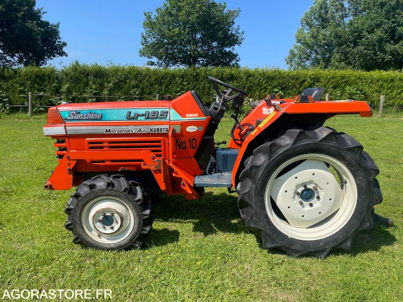 Micro-tracteur Kubota L1-185 - Tracteur agricole: photos 3 Micro-tracteur Kubota L1-185 - Tracteur agricole: photos 3