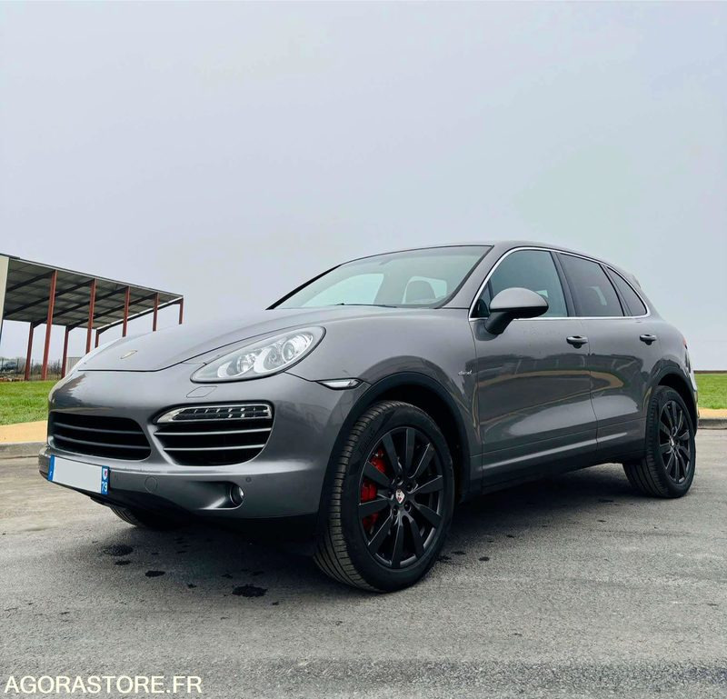 NIORT - PORSCHE CAYENNE 3.0 V6 - 2012 - 42 000 KM - Voiture: photos 2 NIORT - PORSCHE CAYENNE 3.0 V6 - 2012 - 42 000 KM - Voiture: photos 2