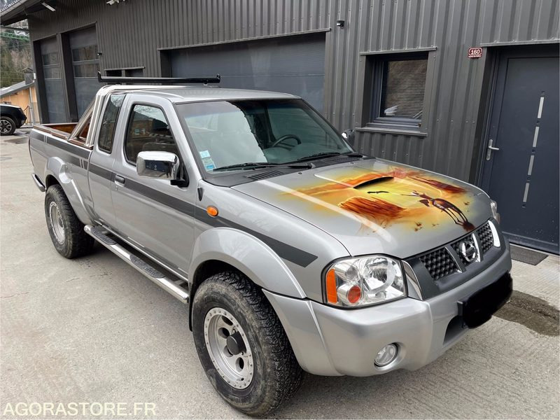 NISSAN NAVARA 4X4 83500 KMS 2003 - Voiture: photos 1 NISSAN NAVARA 4X4 83500 KMS 2003 - Voiture: photos 1