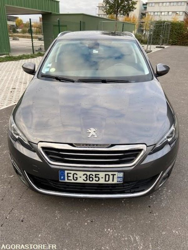 PEUGEOT 308SW - 2016 - 172000 KM - Voiture break: photos 2 PEUGEOT 308SW - 2016 - 172000 KM - Voiture break: photos 2