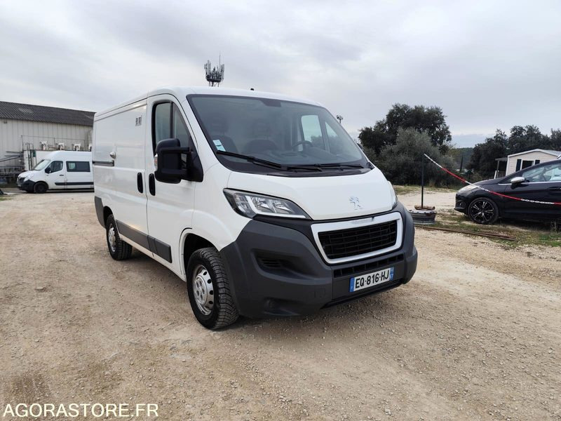 PEUGEOT BOXER L1H1 2.0 BlueHDi 110CH - 2017 - 239000KMS - Fourgonnette: photos 1 PEUGEOT BOXER L1H1 2.0 BlueHDi 110CH - 2017 - 239000KMS - Fourgonnette: photos 1