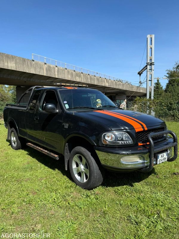 PICK UP FORD 4X4 F150 Automatique V8 - ESSENCE GPL - 236000 KMS - Voiture: photos 2 PICK UP FORD 4X4 F150 Automatique V8 - ESSENCE GPL - 236000 KMS - Voiture: photos 2