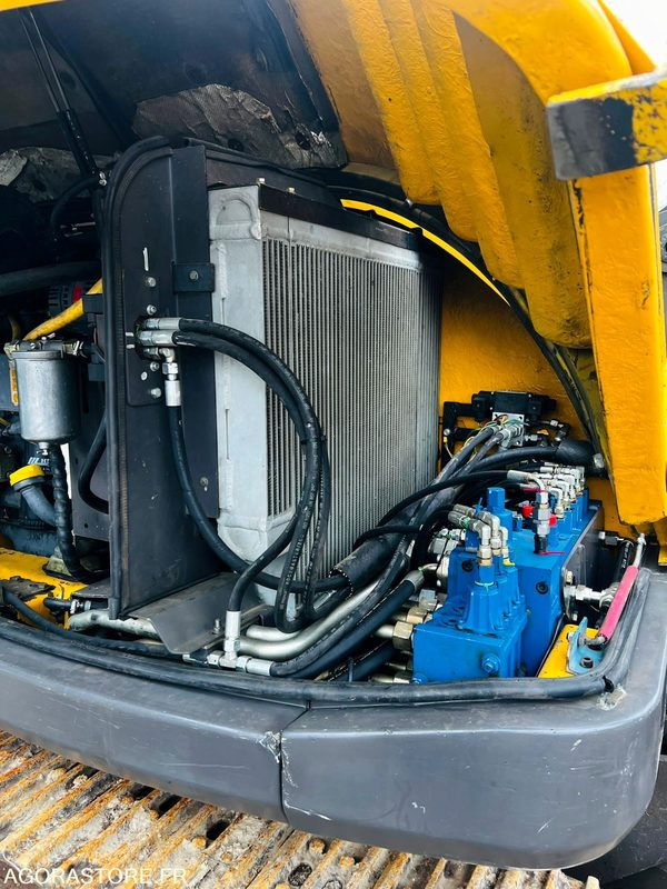 Pelle à chenilles Mecalac 714 MC - 2005 / 7373 HEURES - Pelle: photos 3 Pelle à chenilles Mecalac 714 MC - 2005 / 7373 HEURES - Pelle: photos 3