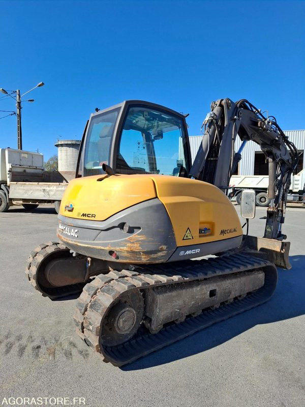 Pelle sur chenilles MECALAC 8MCR - 6920 heures - 2014 - N° série 130951 - Pelle sur chenille: photos 3 Pelle sur chenilles MECALAC 8MCR - 6920 heures - 2014 - N° série 130951 - Pelle sur chenille: photos 3