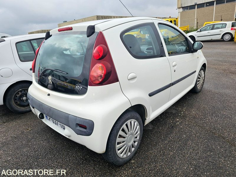 Peugeot 107 - 2013 - 105006km - CP037TD - Voiture: photos 3 Peugeot 107 - 2013 - 105006km - CP037TD - Voiture: photos 3