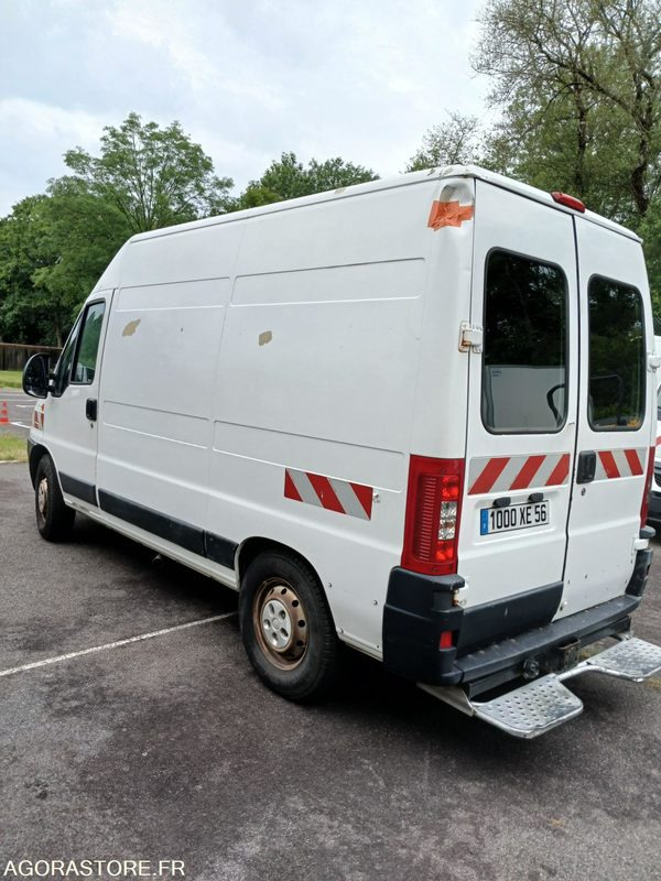 Peugeot Boxer (51802) - Fourgon utilitaire: photos 2 Peugeot Boxer (51802) - Fourgon utilitaire: photos 2