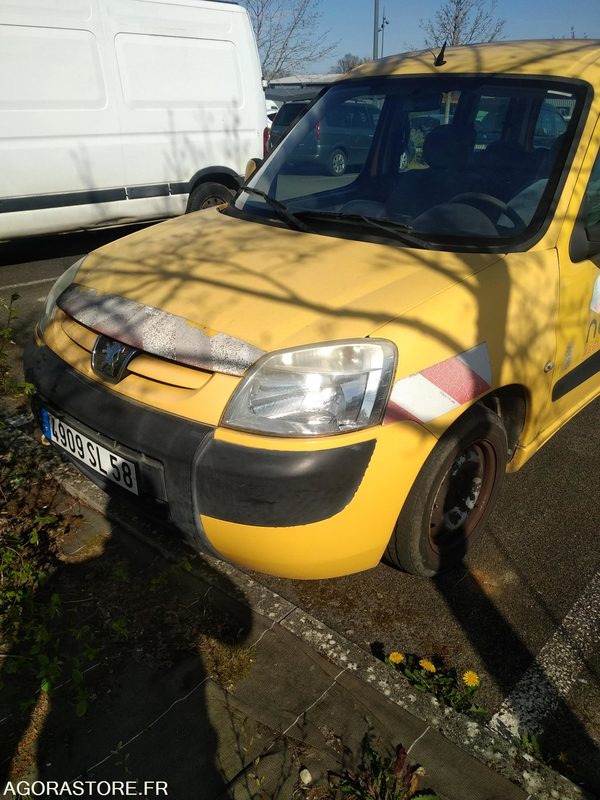 Peugeot PARTNER GNV 155130 kms 2007 - Voiture: photos 1 Peugeot PARTNER GNV 155130 kms 2007 - Voiture: photos 1