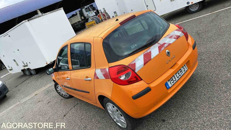 RENAULT CLIO - 2008 - 152276 KM - Voiture: photos 3 RENAULT CLIO - 2008 - 152276 KM - Voiture: photos 3