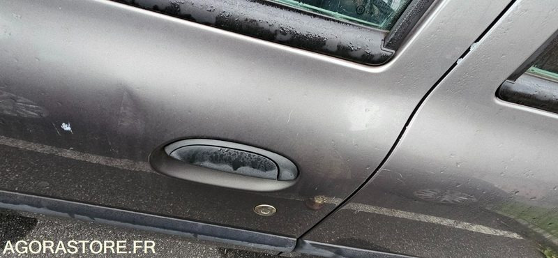 RENAULT CLIO 849BCZ59 - Voiture: photos 5 RENAULT CLIO 849BCZ59 - Voiture: photos 5