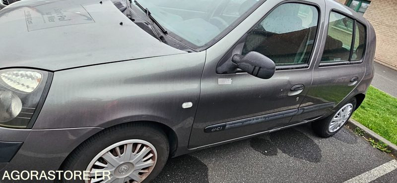 RENAULT CLIO 849BCZ59 - Voiture: photos 3 RENAULT CLIO 849BCZ59 - Voiture: photos 3