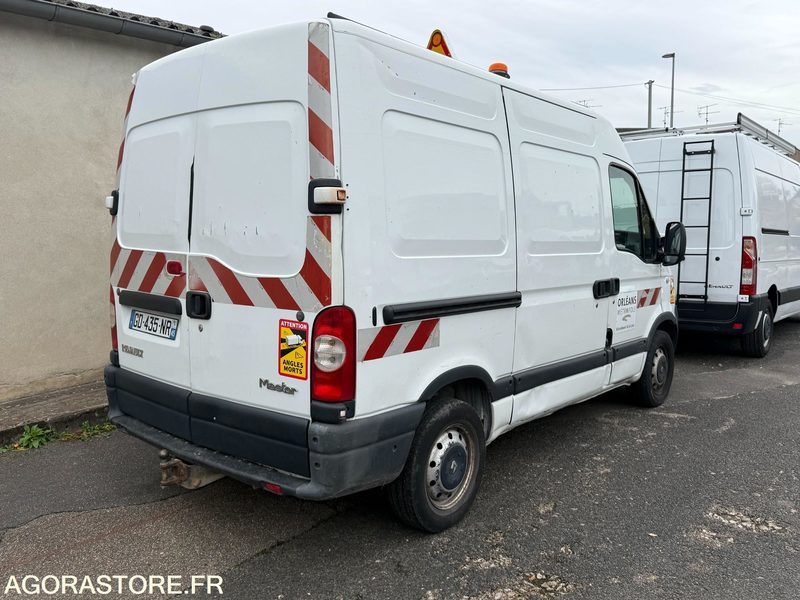 RENAULT MASTER - 2005 - 190100KM - Fourgon utilitaire: photos 1 RENAULT MASTER - 2005 - 190100KM - Fourgon utilitaire: photos 1