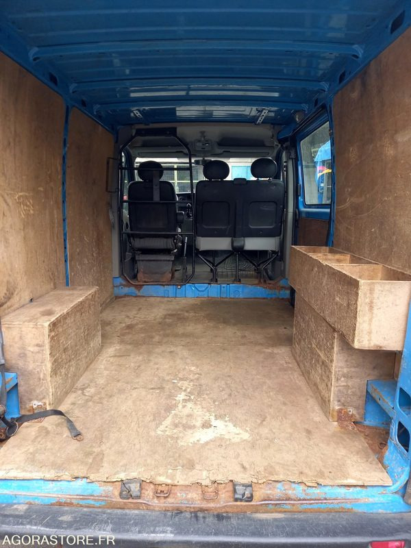 RENAULT MASTER - Fourgon utilitaire: photos 4 RENAULT MASTER - Fourgon utilitaire: photos 4