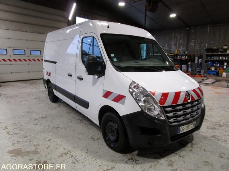RENAULT MASTER du 27/06/2012 (Contrôle Technique joint) - Fourgon utilitaire: photos 3 RENAULT MASTER du 27/06/2012 (Contrôle Technique joint) - Fourgon utilitaire: photos 3