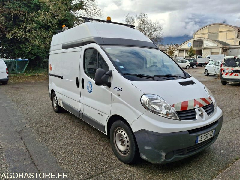 RENAULT TRAFIC GAZ BICARBURATION. - Fourgon utilitaire: photos 1 RENAULT TRAFIC GAZ BICARBURATION. - Fourgon utilitaire: photos 1