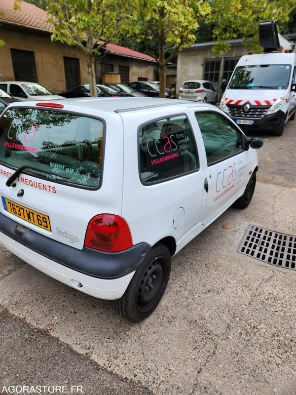 RENAULT TWINGO - Voiture: photos 3 RENAULT TWINGO - Voiture: photos 3
