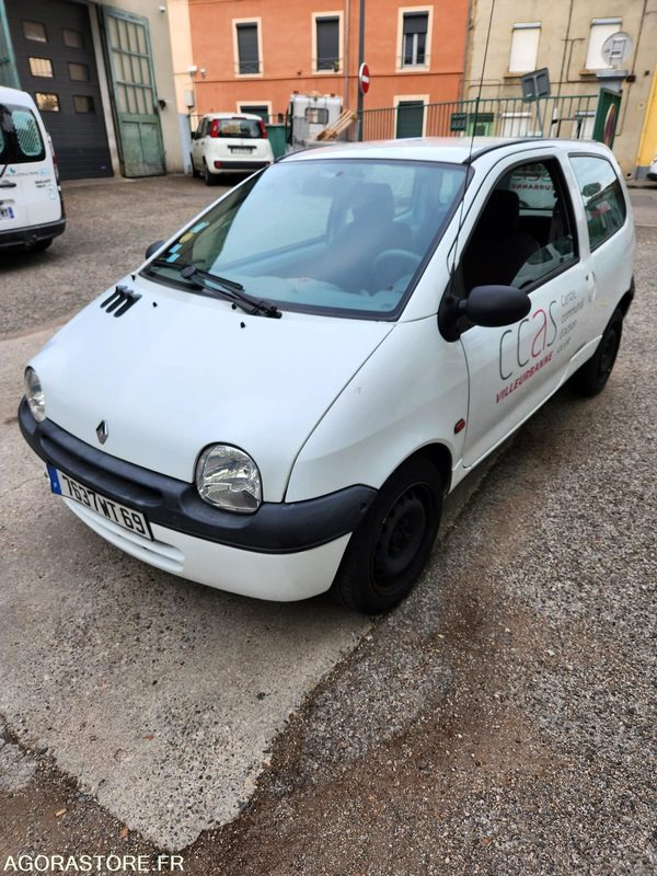 RENAULT TWINGO - Voiture: photos 1 RENAULT TWINGO - Voiture: photos 1