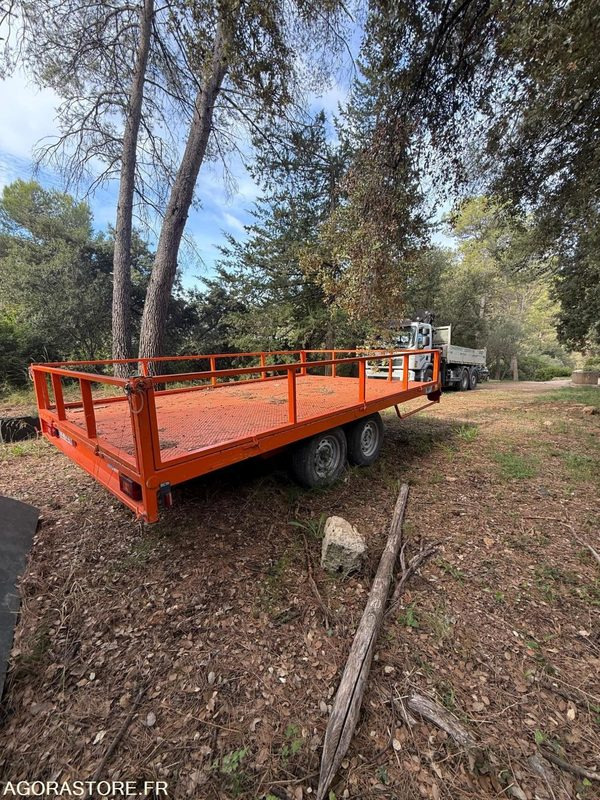 REMORQUE MOIROUD - Remorque: photos 1 REMORQUE MOIROUD - Remorque: photos 1