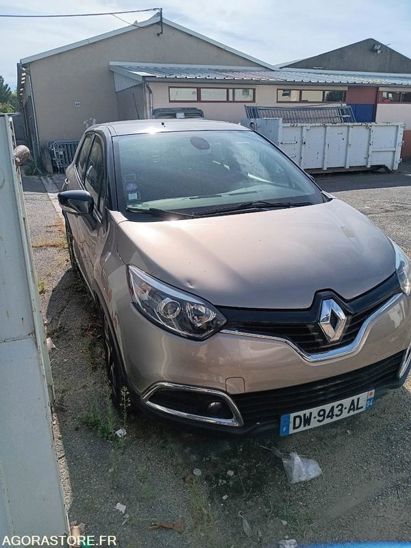 Renault Captur - SUV: photos 1 Renault Captur - SUV: photos 1