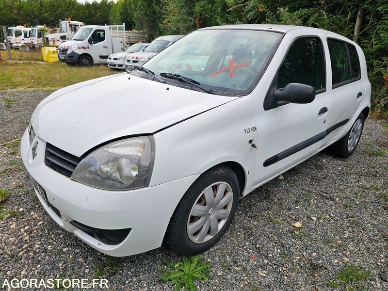 Renault Clio - 2008 - 151507km - 2987WX28 - Voiture: photos 1 Renault Clio - 2008 - 151507km - 2987WX28 - Voiture: photos 1