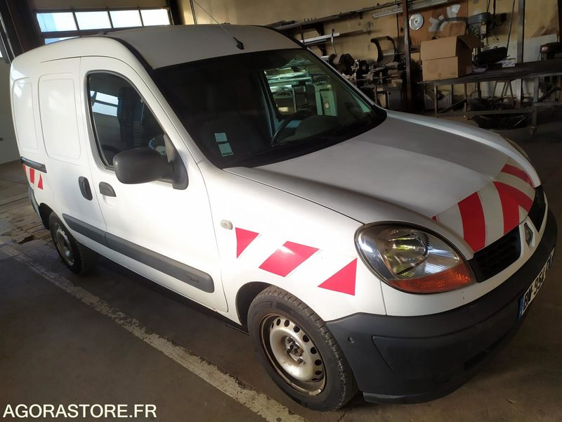 Renault KANGOO DCI 198610kms 2006 - Fourgonnette: photos 4 Renault KANGOO DCI 198610kms 2006 - Fourgonnette: photos 4