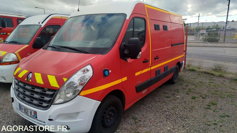 Renault Master - 2011 - Fourgon utilitaire: photos 1 Renault Master - 2011 - Fourgon utilitaire: photos 1