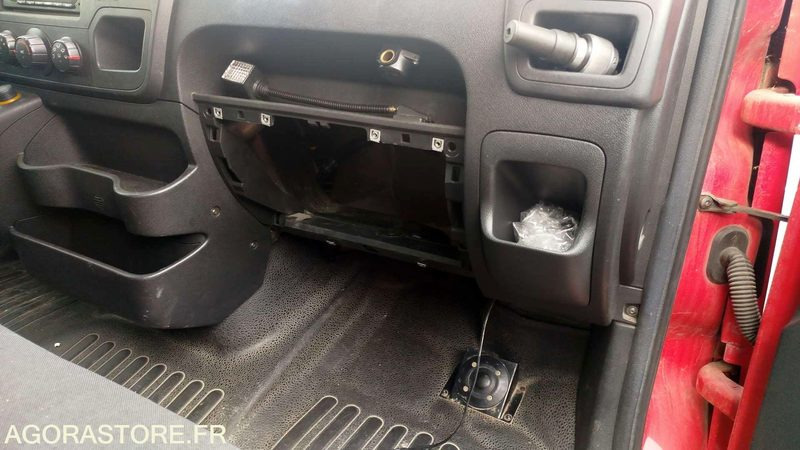 Renault Master - 2011 - Fourgon utilitaire: photos 5 Renault Master - 2011 - Fourgon utilitaire: photos 5