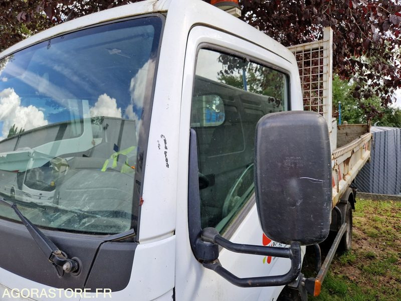 Renault Maxity - 2008 - 186709 -EL304DR - Utilitaire benne: photos 4 Renault Maxity - 2008 - 186709 -EL304DR - Utilitaire benne: photos 4