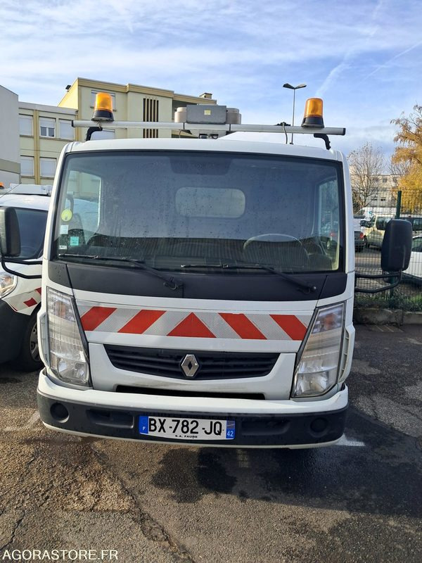 Renault Maxity - 2011 - 155966kms - BX782JQ - Utilitaire benne: photos 1 Renault Maxity - 2011 - 155966kms - BX782JQ - Utilitaire benne: photos 1