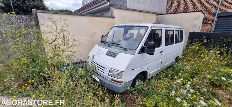 Renault Trafic 9 places 1997 33855 km - Minibus, Transport de personnes: photos 1 Renault Trafic 9 places 1997 33855 km - Minibus, Transport de personnes: photos 1