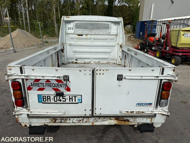 Renault Trafic pick-up roulant CT expiré - Utilitaire benne: photos 4 Renault Trafic pick-up roulant CT expiré - Utilitaire benne: photos 4