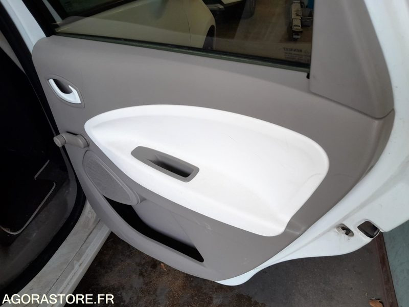 Renault Zoé - Voiture: photos 4 Renault Zoé - Voiture: photos 4