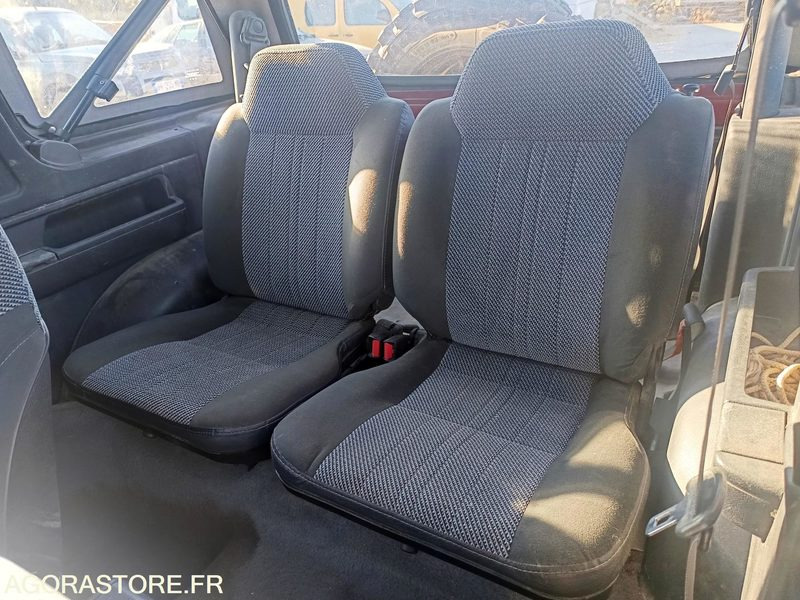 SUV SUZUKI VITARA JLX - 1993 - 95350KMS: photos 18