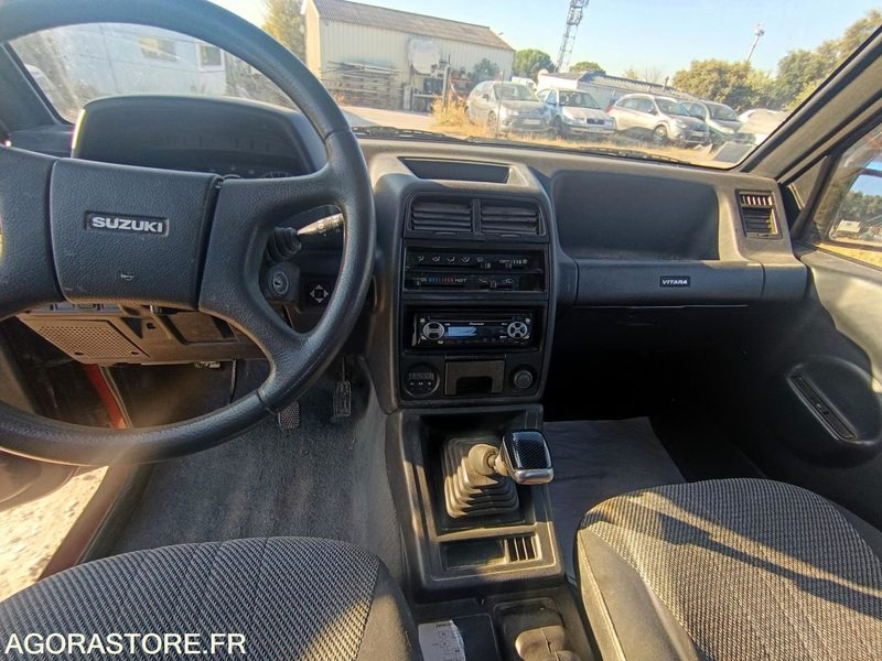 SUV SUZUKI VITARA JLX - 1993 - 95350KMS: photos 15