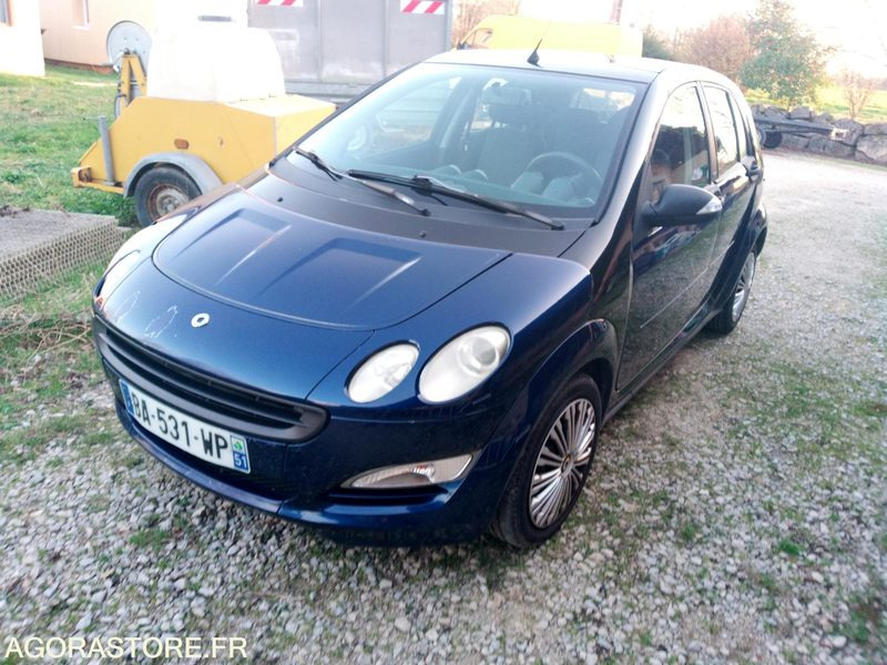 Smart Forfour 1.3 - Voiture: photos 1 Smart Forfour 1.3 - Voiture: photos 1