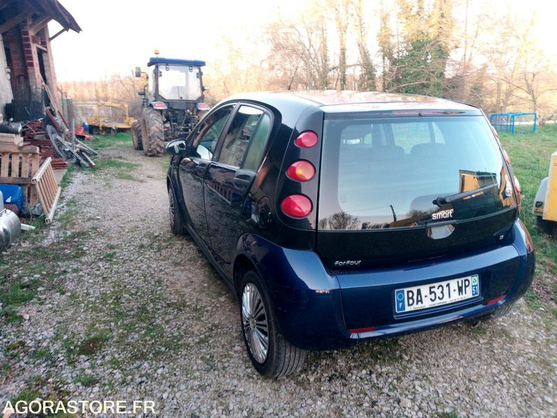 Smart Forfour 1.3 - Voiture: photos 4 Smart Forfour 1.3 - Voiture: photos 4