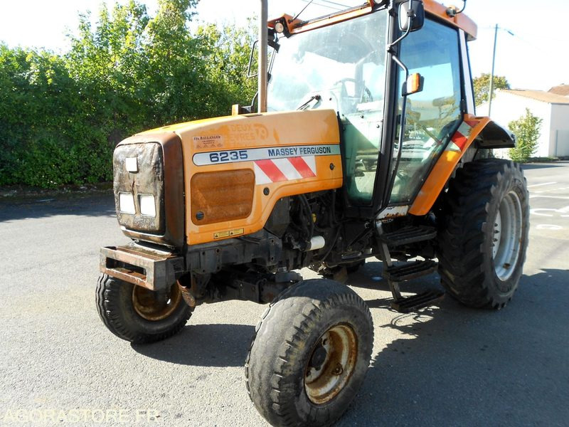 TRACTEUR MASSEY FERGUSON 6235 - Tracteur agricole: photos 1 TRACTEUR MASSEY FERGUSON 6235 - Tracteur agricole: photos 1