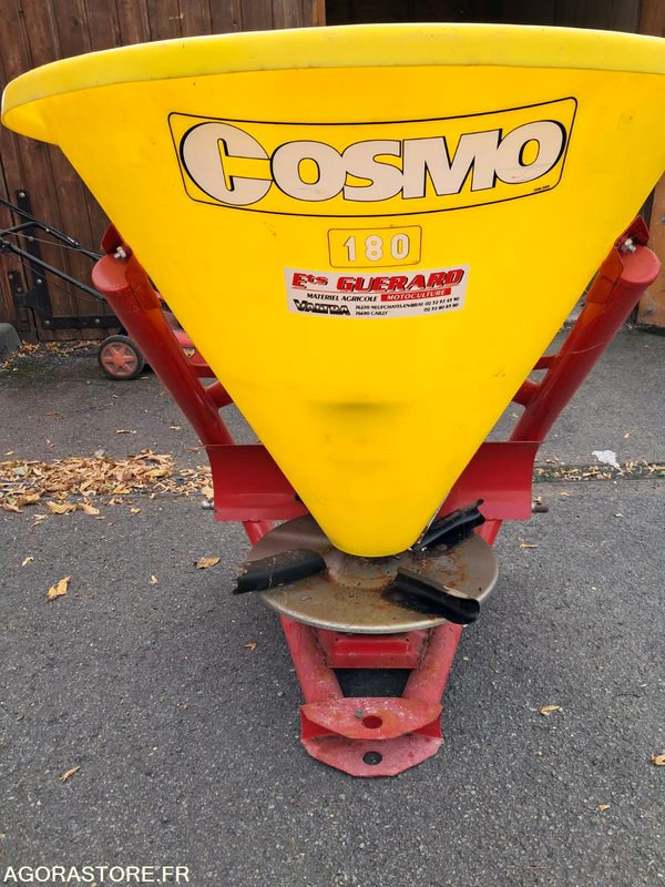 TRACTEUR TONDEUSE TYM T233 - Tracteur agricole: photos 3 TRACTEUR TONDEUSE TYM T233 - Tracteur agricole: photos 3