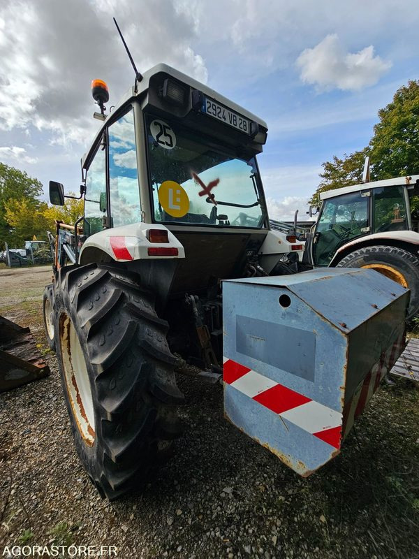 Tracteur Renault ergos - 2000 - 10152H - 2924VB28 - Tracteur agricole: photos 4 Tracteur Renault ergos - 2000 - 10152H - 2924VB28 - Tracteur agricole: photos 4