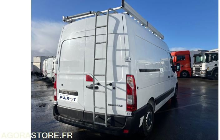 RENAULT MASTER - 2021 - 167 829KM - Tracteur routier: photos 3 RENAULT MASTER - 2021 - 167 829KM - Tracteur routier: photos 3