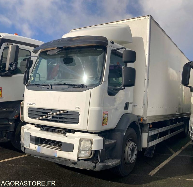 VOLVO  FL 290 - 2013 - 568 476km - Tracteur routier: photos 1 VOLVO  FL 290 - 2013 - 568 476km - Tracteur routier: photos 1