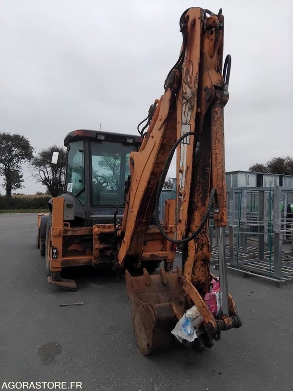 Tractopelle Case 580SR-4PT - Tractopelle: photos 3 Tractopelle Case 580SR-4PT - Tractopelle: photos 3