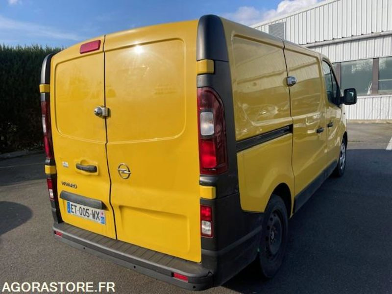 VIVARO FG L1H1 2700 1.6 CDTI 95. 02/2018. 154500KM - Fourgon utilitaire: photos 5 VIVARO FG L1H1 2700 1.6 CDTI 95. 02/2018. 154500KM - Fourgon utilitaire: photos 5