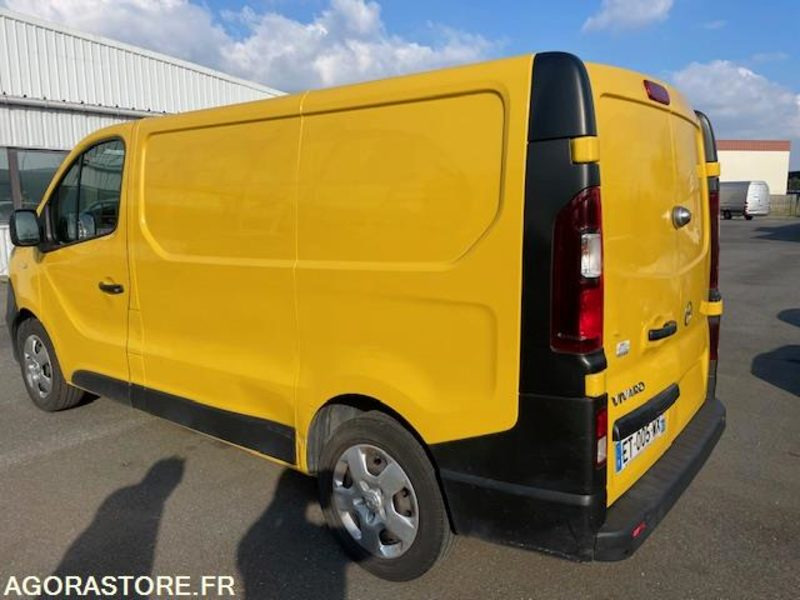 VIVARO FG L1H1 2700 1.6 CDTI 95. 02/2018. 154500KM - Fourgon utilitaire: photos 3 VIVARO FG L1H1 2700 1.6 CDTI 95. 02/2018. 154500KM - Fourgon utilitaire: photos 3