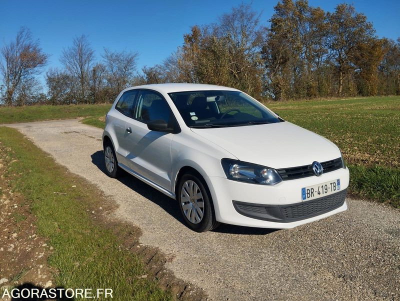 VOLKSWAGEN POLO 1.2 TDI - 149000 KILOMETRE - ANNÉE 2011 - Voiture: photos 2 VOLKSWAGEN POLO 1.2 TDI - 149000 KILOMETRE - ANNÉE 2011 - Voiture: photos 2